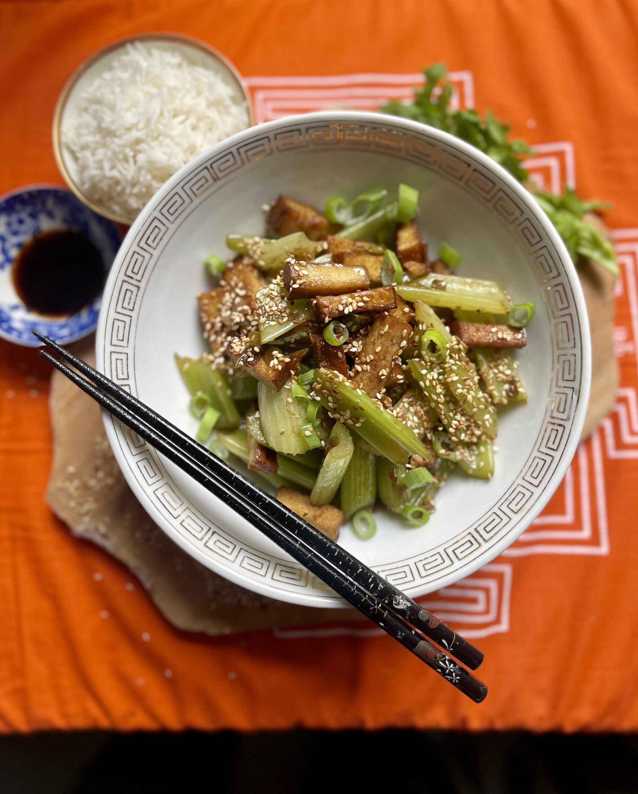 Check out the tempting outcome of Asian Celery Beijing Style (vegan) – a colorful, flavorful blend of crispy smoked tofu, vibrant celery, and aromatic seasonings. Ready to serve in minutes, this plant-powered dish promises a delightful dining experience with every bite.